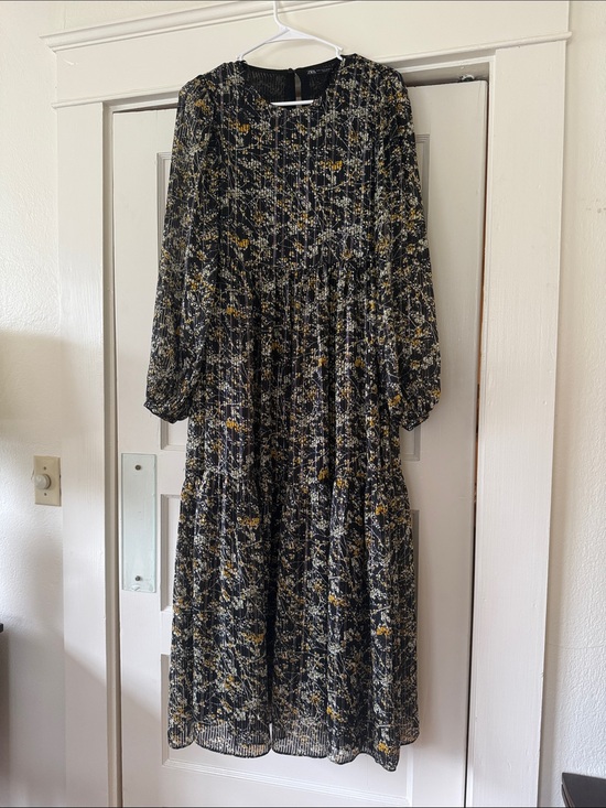 Zara Dresses & Skirts - Zara Floral Long-Sleeve Dress